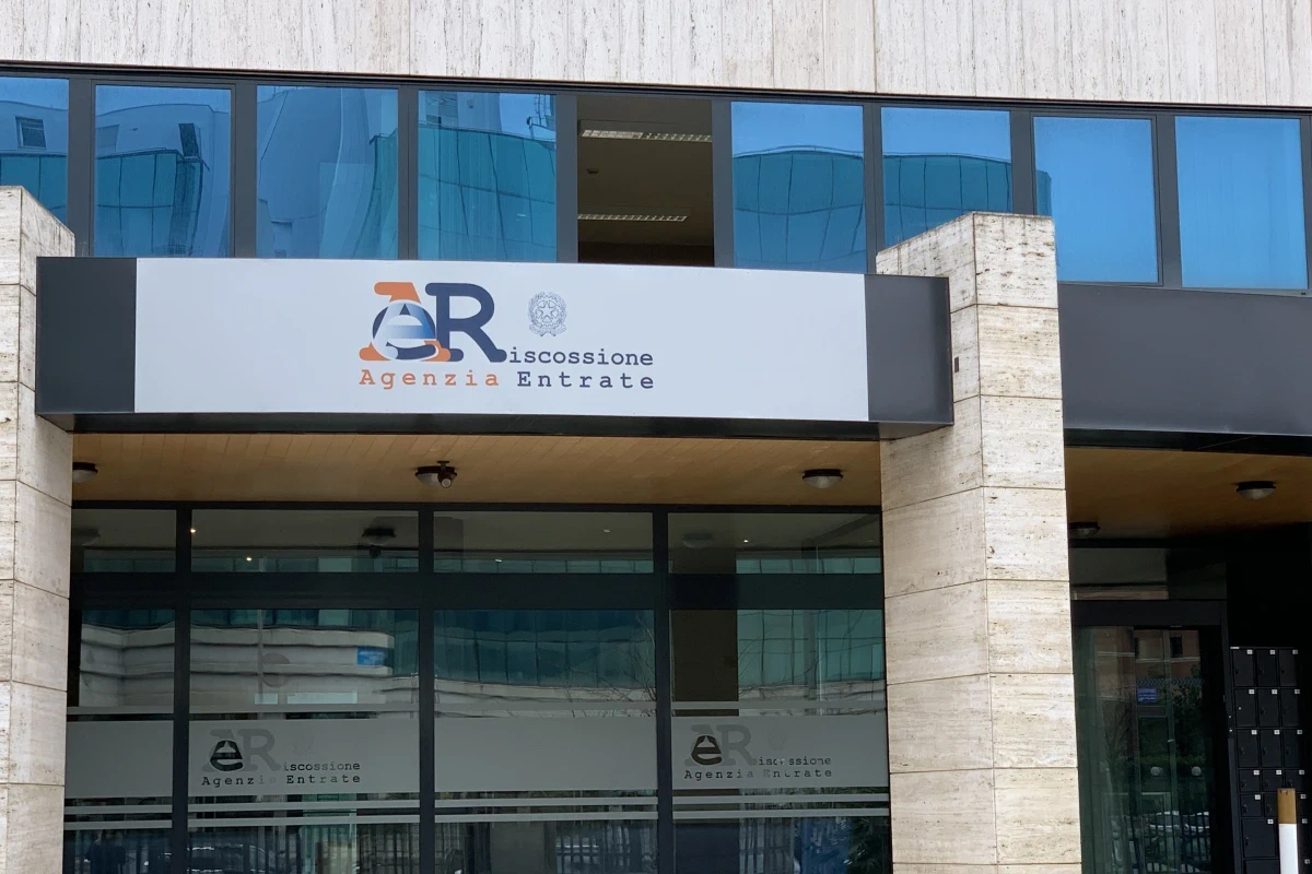 Agenzia delle Entrate avvia raffica di lettere ecco chi deve controllare subito la situazione