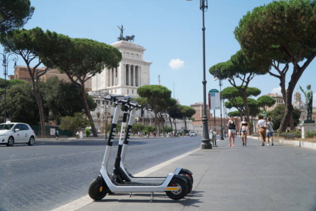 Infrazioni dei monopattini a Roma